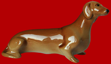 Короткошёрстная такса Реалистичная фарфоровая статуэтка породистой собаки